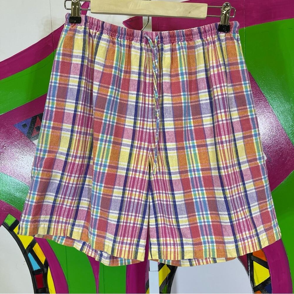 Denim & Co, Vintage Plaid Colorful Shorts. Size Medium. Excellent condition!